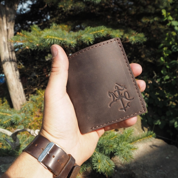 10 x 9 cm Kompaktiška Lietuviška odinė piniginė su Vyčiu P10x9k3mkps1