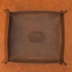 20 x 20 cm Lietuviškas odinis padėkliukas raktams su šerno įspaudu medžiotojams, pinigams, odinė dėžutė raktams pinigams, šernas