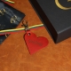 5,5 x 6 cm Odinis raktų pakabukas širdelė su karabinu OP5 Pakabukas širdelė su Tavo tekstu