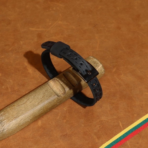 LA2 9mm Ištisinė odinė laikrodžio apyrankė - Odos Guru Lietuviškos rankų darbo odinės laikrodžių apyrankės