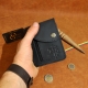 10,5 x 9 cm Vytis, Odos Guru Lietuviška maža rankų natūralios vaškuotos crazy horse odos darbo piniginė su Vyčiu